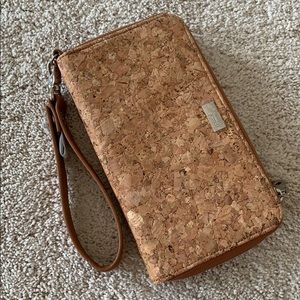 Thirty one tan metallic cork wallet never used
